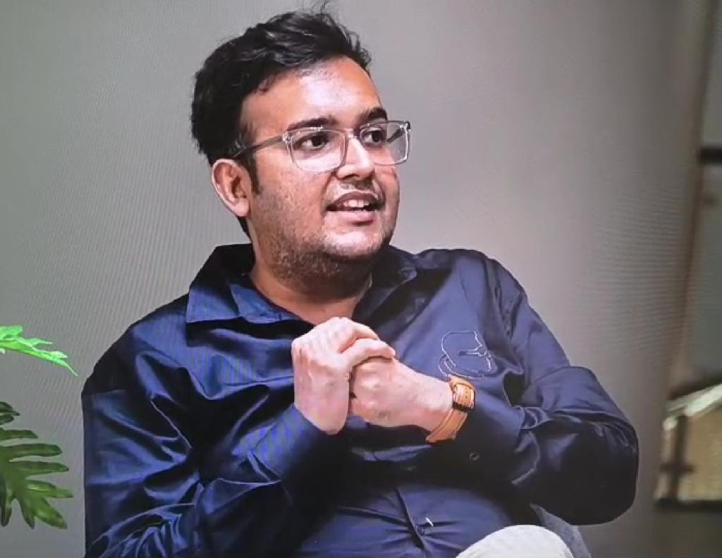 Ar. Angad Kasliwal, Principal Architect, Studio23 Indore, speaking at the UrbanNext 2.0 Indore Speaks panel by Jaquar Bath + Light, September 2025
